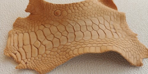 Natural tan chicken leather - natural,